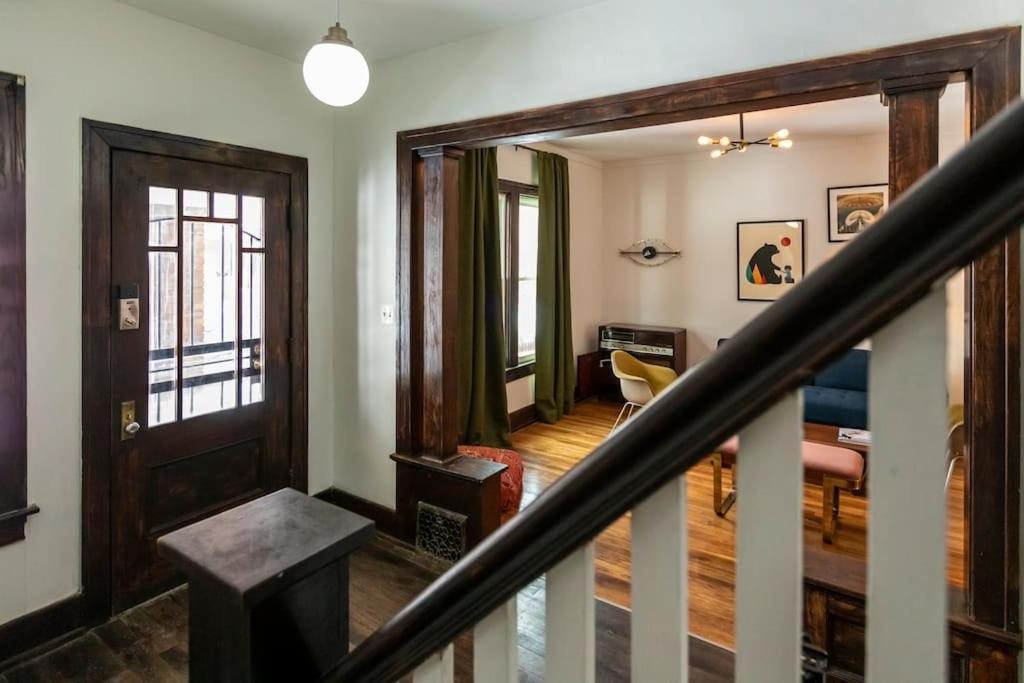 Luxe Mid-Century Styled Historic Townhouse #1 Villa Detroit Buitenkant foto