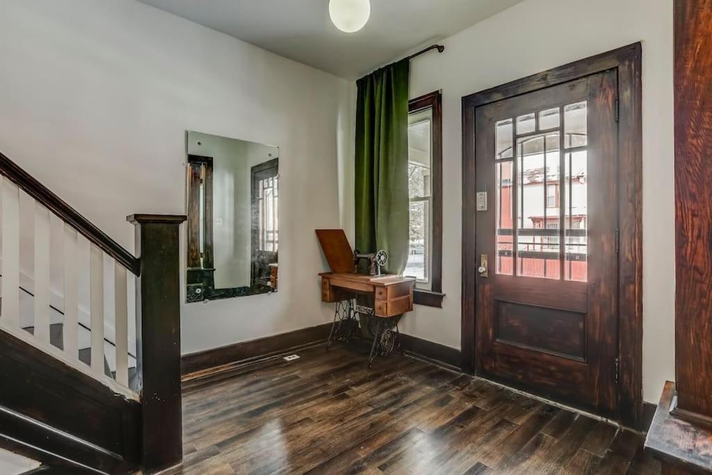 Luxe Mid-Century Styled Historic Townhouse #1 Villa Detroit Buitenkant foto